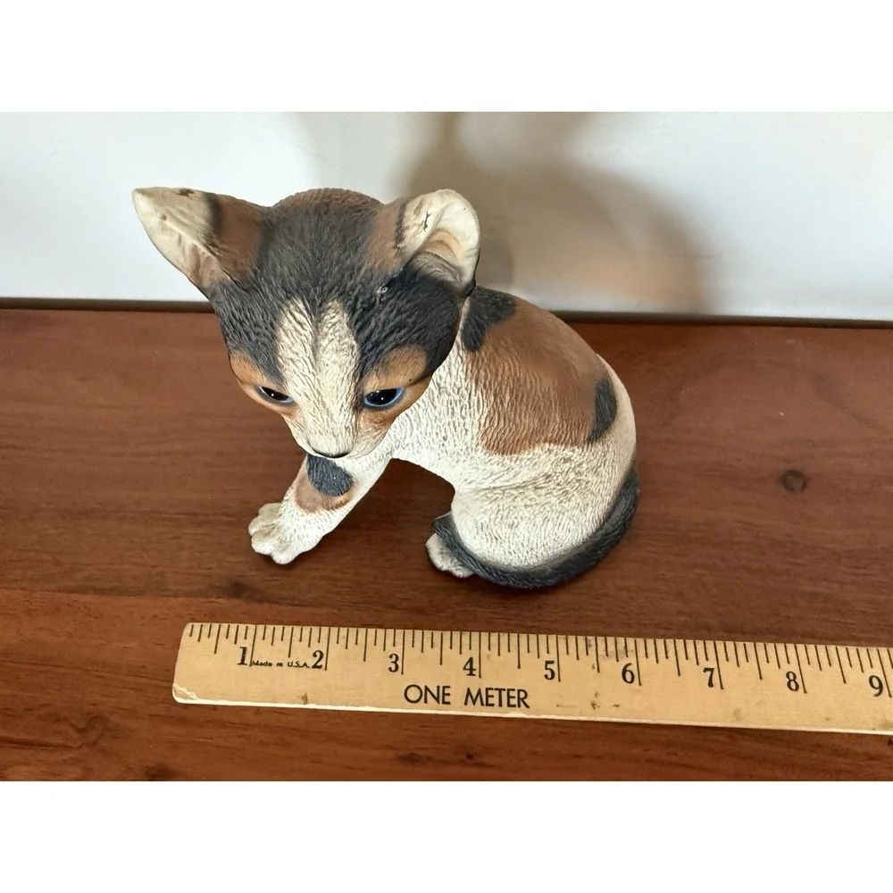 Cat Figurine House of Global Art Hand Painted Japan 6 Inches Tall